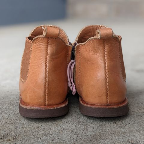 Adelisa and Co. Viajero Chelsea Boot in Unknown Natural Veg Tan