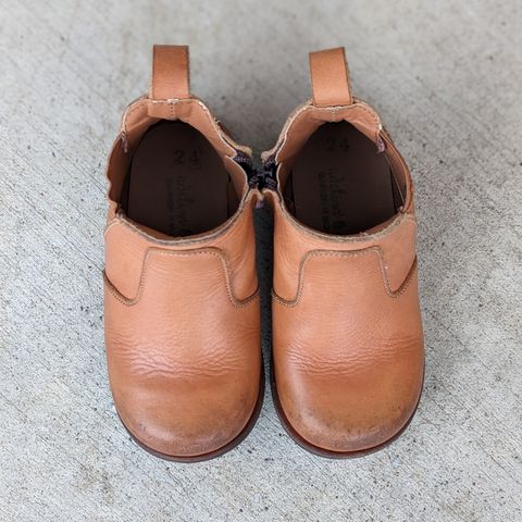 Adelisa and Co. Viajero Chelsea Boot in Unknown Natural Veg Tan