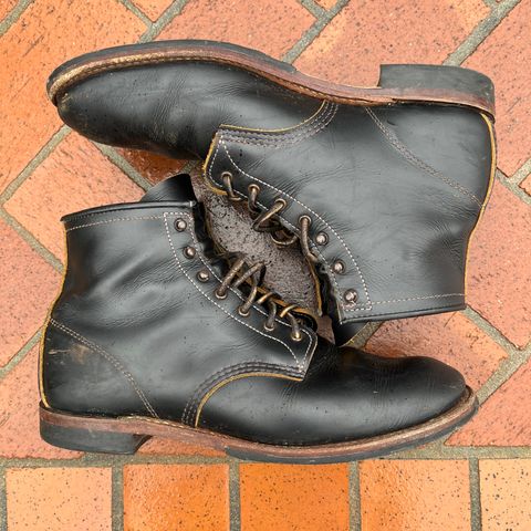 Red Wing Beckman Flatbox in S.B. Foot Black Klondike