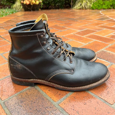 Red Wing Beckman Flatbox in S.B. Foot Black Klondike