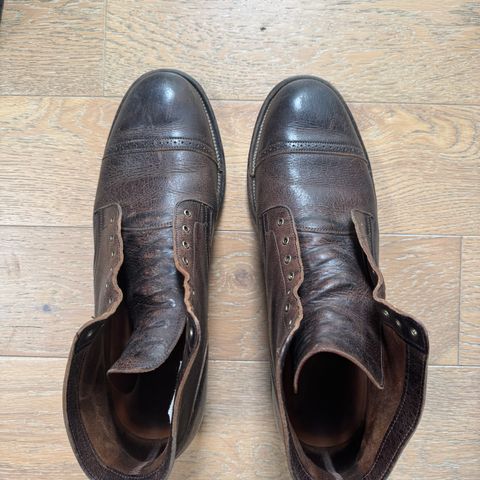 Viberg Service Boot in C.F. Stead Sap Waxed Kudu