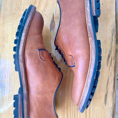 Tricker's Robert Plain Derby Shoe in Horween Natural Dublin