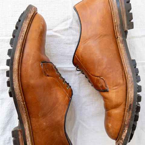 Tricker's Robert Plain Derby Shoe in Horween Natural Dublin