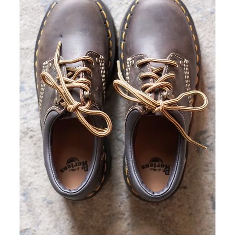 Dr. Martens 8053 Shoes in Dark Brown Crazy Horse