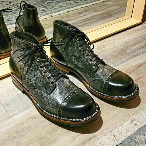 Iron Boots Pitman in Black Italy Waxed Bullhide