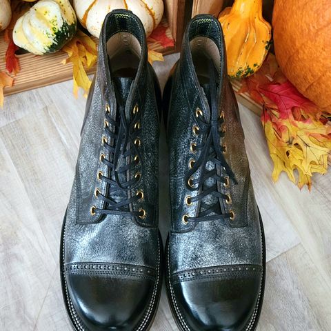Iron Boots Pitman in Black Italy Waxed Bullhide