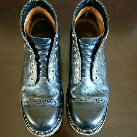 Iron Boots Pitman in Black Italy Waxed Bullhide