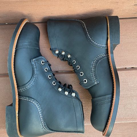Red Wing Iron Ranger in S.B. Foot Black Harness