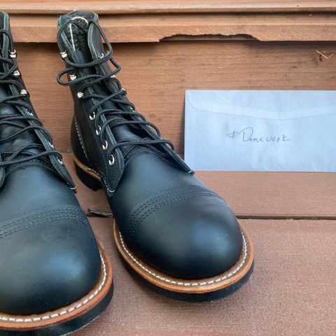 Red Wing Iron Ranger in S.B. Foot Black Harness