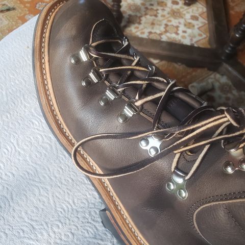 Viberg Pachena Bay in Unknown Leather