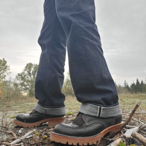 Fortis Custom DAKAR with Logger in Horween Java Waxed Flesh