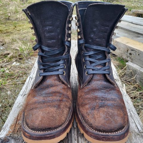 Fortis Custom DAKAR with Logger in Horween Java Waxed Flesh