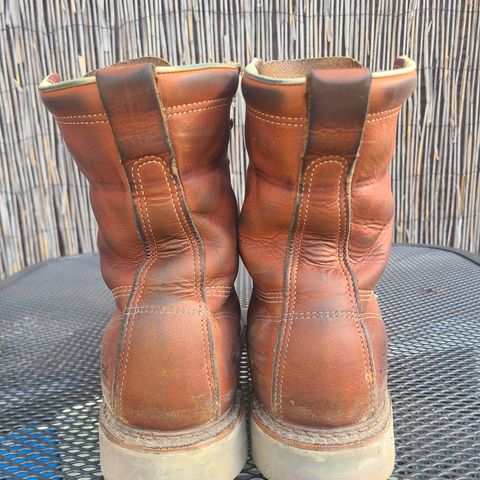 Thorogood 8" Plain Toe in Tobacco Gladiator Oil-Tanned