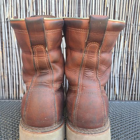 Thorogood 8" Plain Toe in Tobacco Gladiator Oil-Tanned