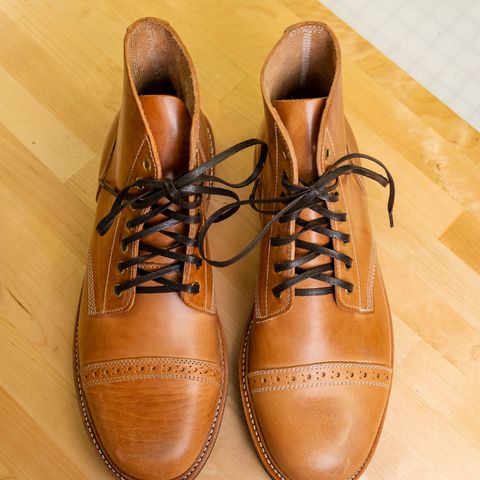 Oak Street Bootmakers Field Boot in Maryam Natural Horsebutt