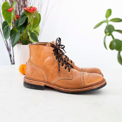 Oak Street Bootmakers Field Boot in Maryam Natural Horsebutt