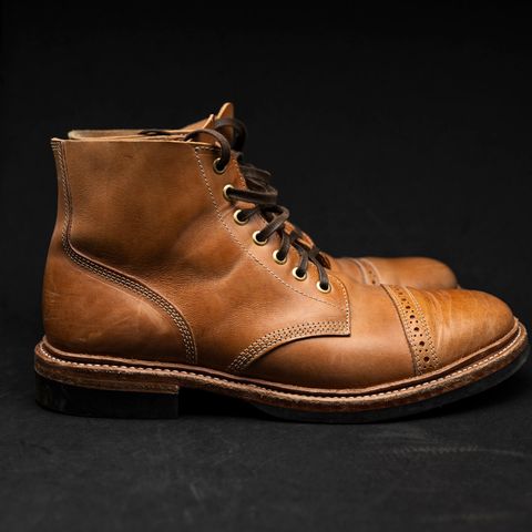 Search result thumbnail of Oak Street Bootmakers Field Boot in Maryam Natural Horsebutt