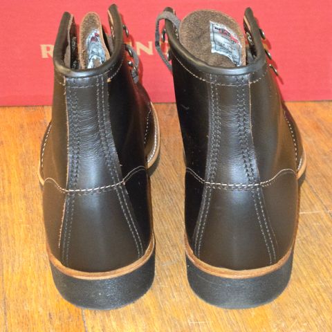 Red Wing Blacksmith in S.B. Foot Black Prairie
