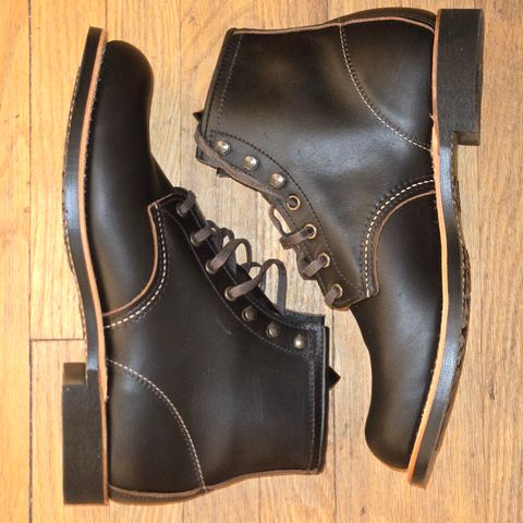 Red Wing Blacksmith in S.B. Foot Black Prairie