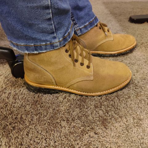 View photo of Oak Street Bootmakers Field Boot in Horween Marine Field Roughout