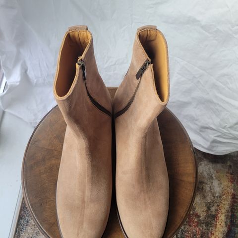 View photo of Viberg Herald in Eco Veg Fallow Suede Roughout