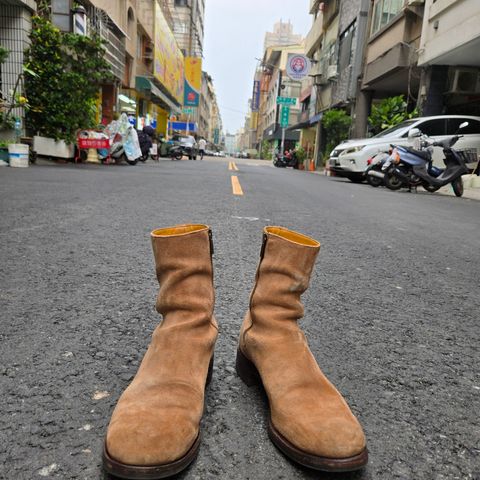 Viberg Herald in Eco Veg Fallow Suede Roughout