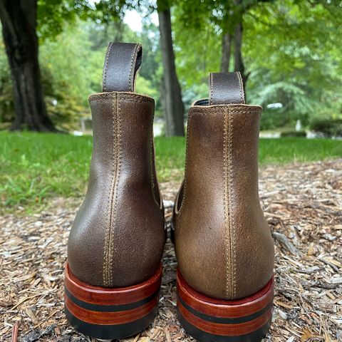 Benzein The Seventh Chelsea Boot in Horween Olive Waxed Flesh