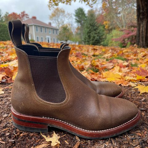 Benzein The Seventh Chelsea Boot in Horween Olive Waxed Flesh