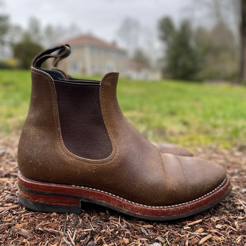Benzein The Seventh Chelsea Boot in Horween Olive Waxed Flesh