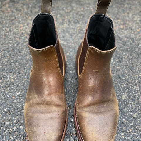 Benzein The Seventh Chelsea Boot in Horween Olive Waxed Flesh