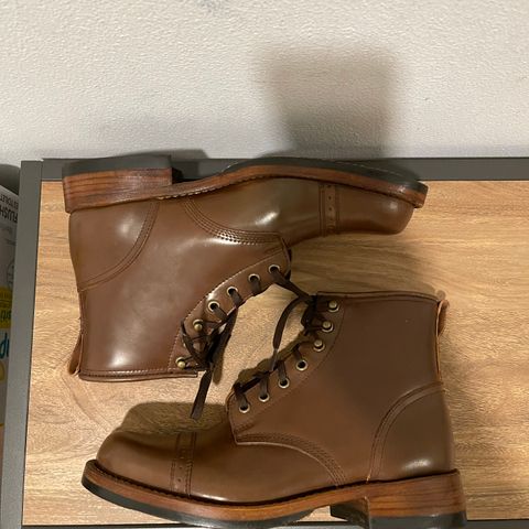 Julian Boots Bowery in Horween Cigar Shell Cordovan