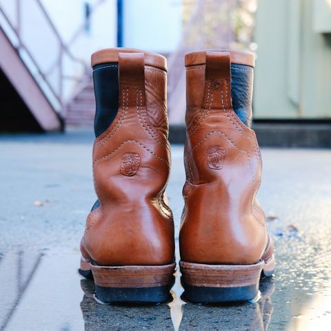 Sunhouse Goods Model 0 in Maryam Natural TPR Horsebutt