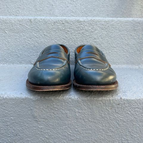 Grant Stone Traveler Penny in Horween Navy Chromexcel