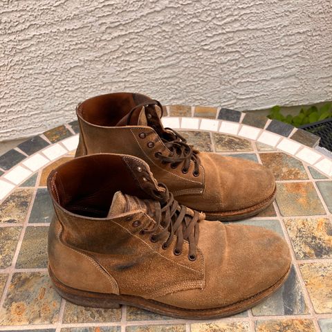 View photo of Oak Street Bootmakers Field Boot in Horween Natural Chromexcel Roughout