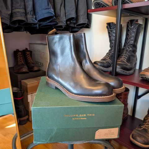 Rolling Dub Trio Casper Boot in Horween Black Chromexcel