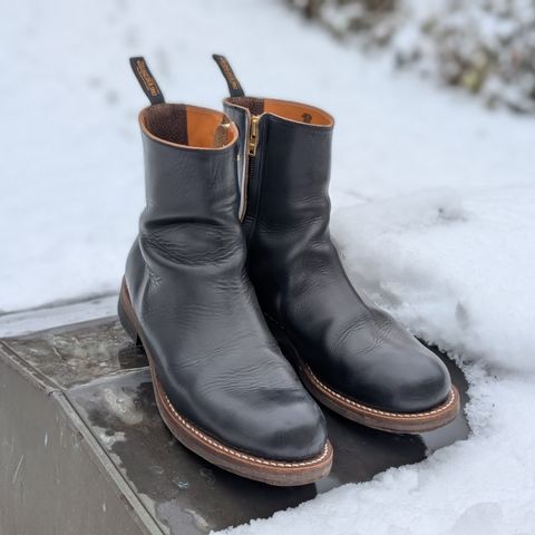 View photo of Rolling Dub Trio Casper Boot in Horween Black Chromexcel