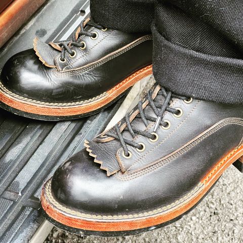 View photo of Onderhoud LCV01 Lineman Boot in Horween Black Chromexcel