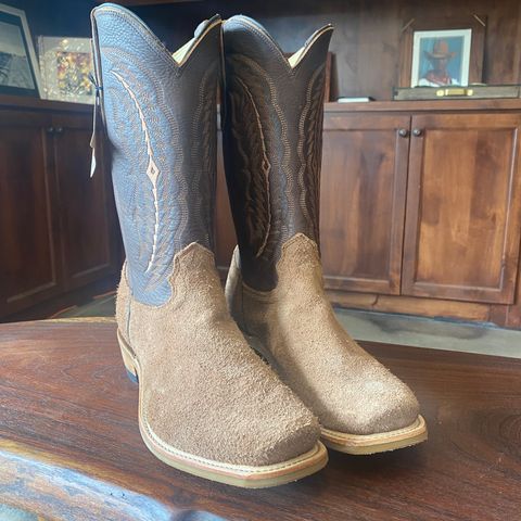 Fenoglio The Weldon in Brown Roughout Cowhide