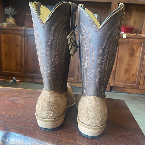 Fenoglio The Weldon in Brown Roughout Cowhide