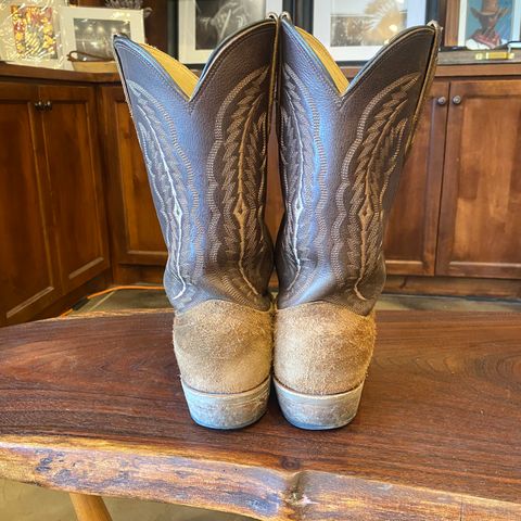 Fenoglio The Weldon in Brown Roughout Cowhide