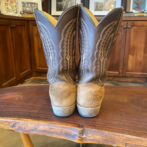Fenoglio The Weldon in Brown Roughout Cowhide