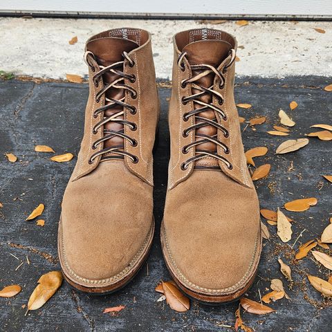 View photo of Viberg Boondocker in Horween Marine Field Roughout