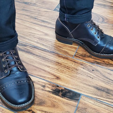 Wesco Hendrik in Maryam Black Horsebutt