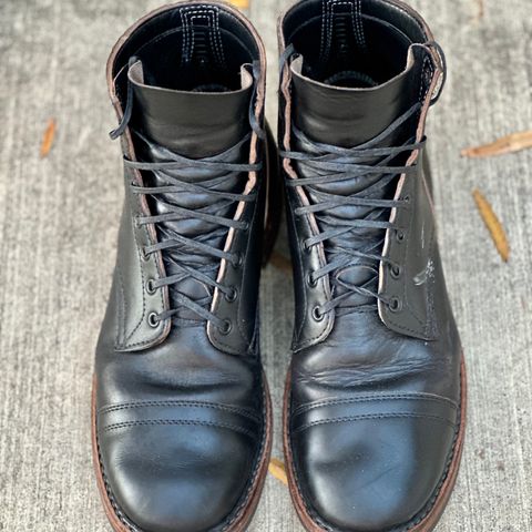 View photo of White's Bounty Hunter in Horween Black Chromexcel Horsehide