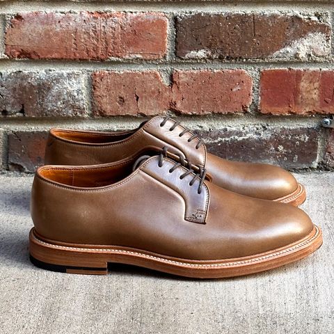Grant Stone Plain Toe Blucher in Horween Dune Chromexcel