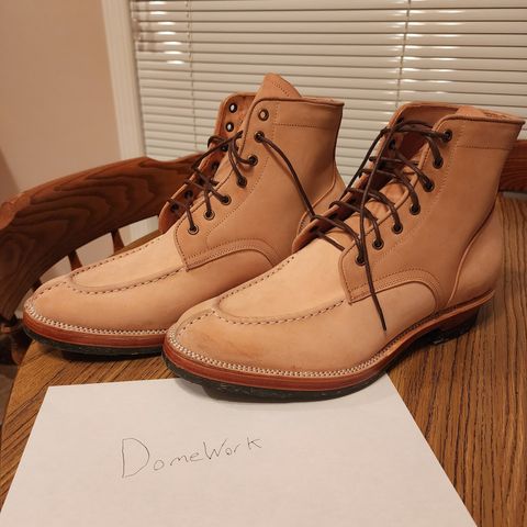Renav Unlisted Model in Unlisted Leather