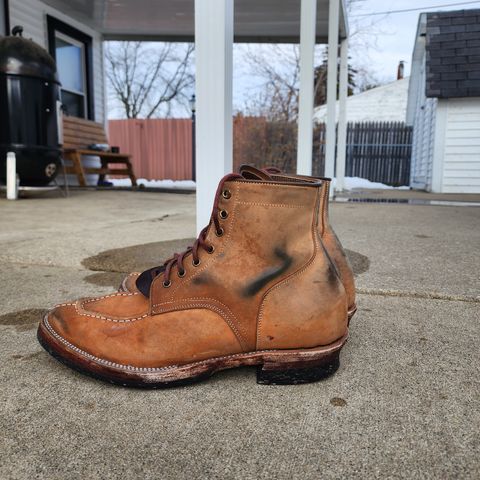 Renav Unlisted Model in Unlisted Leather
