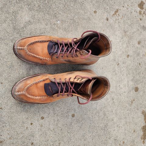 Renav Unlisted Model in Unlisted Leather