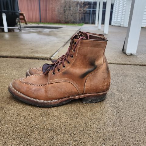 Renav Unlisted Model in Unlisted Leather