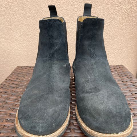 Mark Albert Chelsea Boot in C.F. Stead Black Waxy Commander Suede